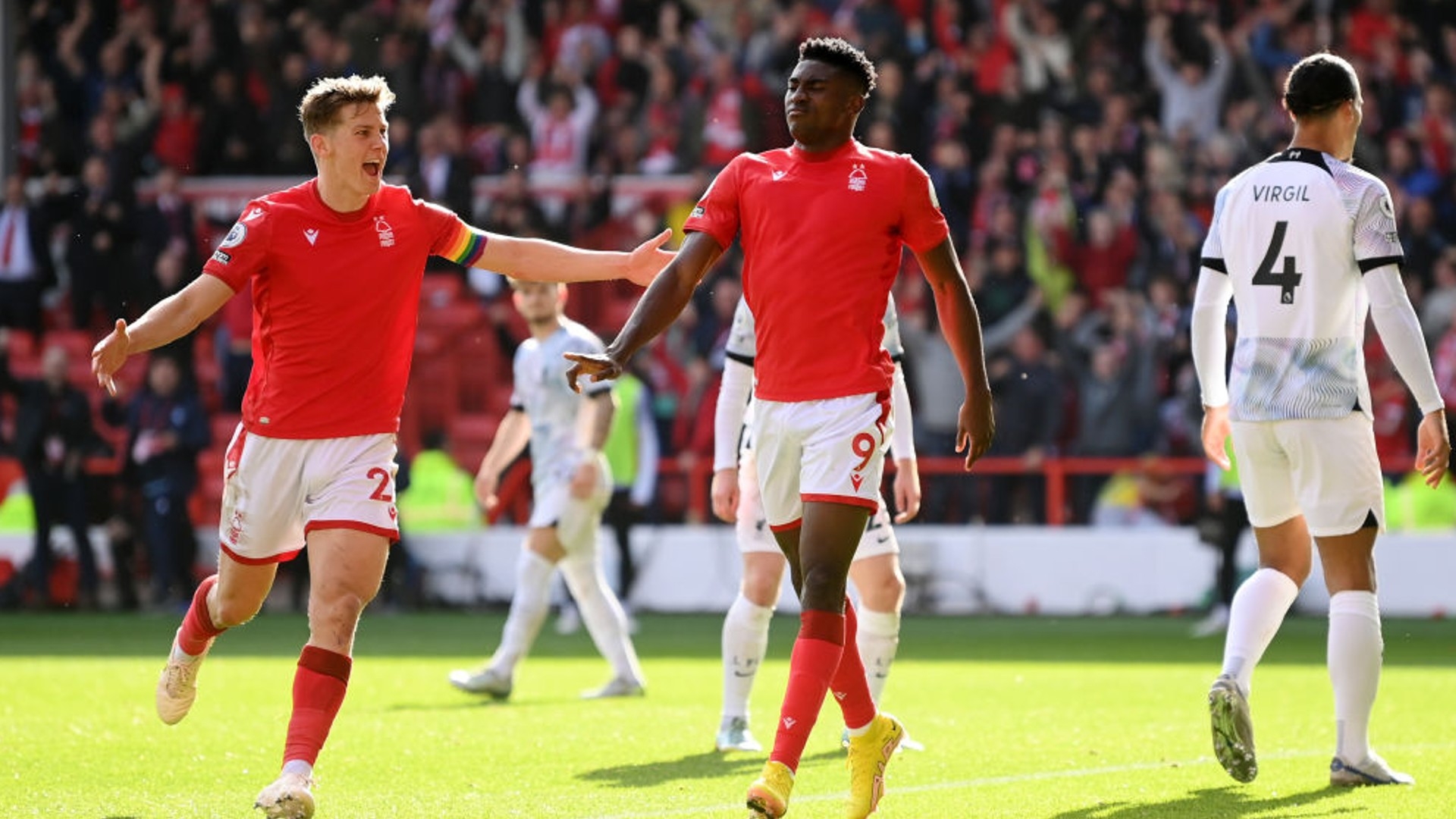 比赛中的头 比赛中的头